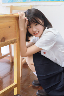 三月女郎